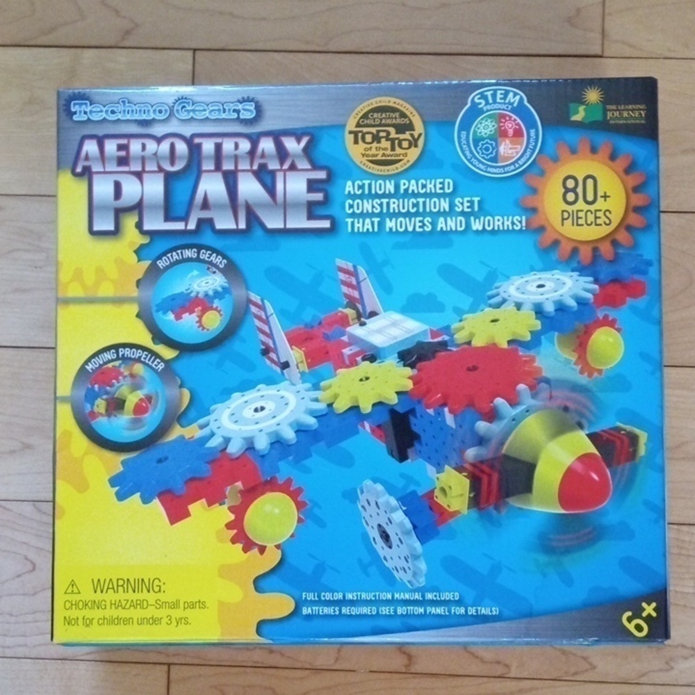 Aero Trax Plane by Techno Gears NIB